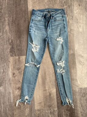 American Eagle Outfitters Light Blue Ripped Skinny Jeans